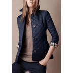 Kurtka Damska | Pikowana konstrukcja o dopasowanym kroju - Arkadya Outlet - Jackets