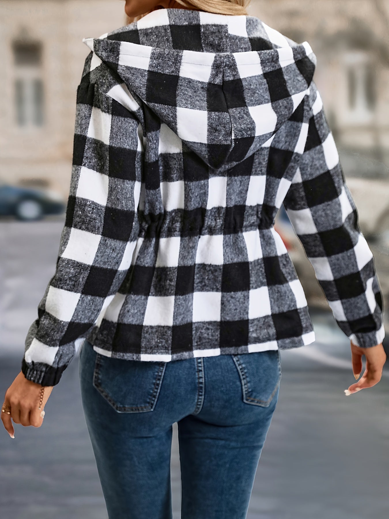 Kurtka damska z kapturem – kratka, zamek błyskawiczny - Arkadya Outlet - Women Jacket