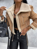 Kurtka damska z zamkiem i kieszeniami - Arkadya Outlet - Women Jacket