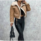 Kurtka damska z zamkiem i kieszeniami - Arkadya Outlet - Women Jacket