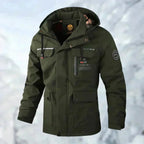 Kurtka Męska Przeciwdeszczowa | Kaptur i Regulowane Mankiety - Arkadya Outlet - Jackets