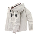 Kurtka Męska Przeciwdeszczowa | Kaptur i Regulowane Mankiety - Arkadya Outlet - Jackets