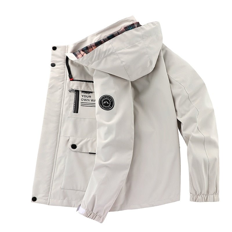 Kurtka Męska Przeciwdeszczowa | Kaptur i Regulowane Mankiety - Arkadya Outlet - Jackets