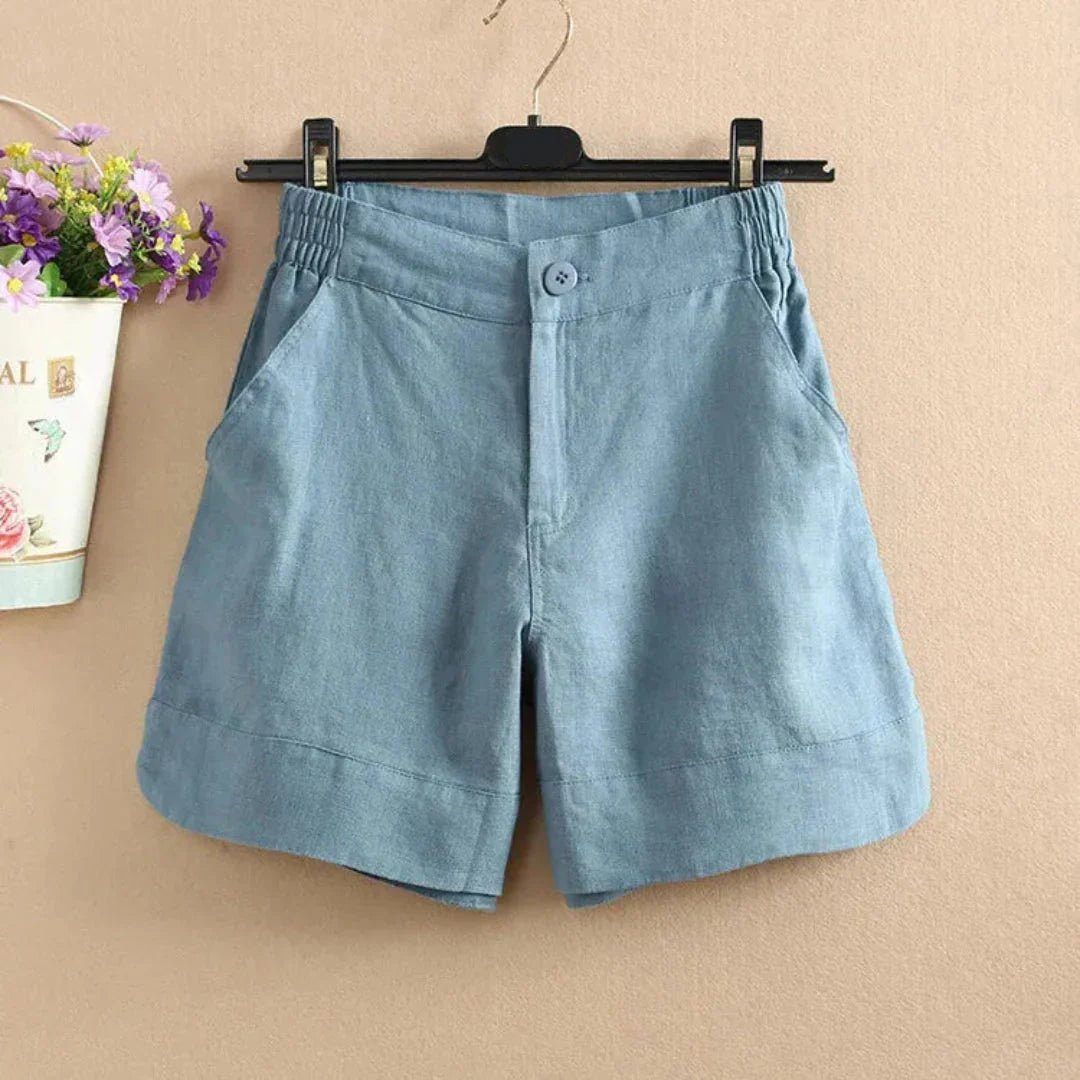 Lniane szorty damskie – elastyczny pas, zapięcie - Arkadya Outlet - Women Short