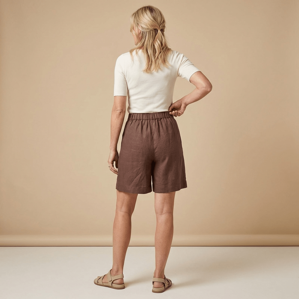 Lniane szorty damskie wysoki stan – guzik, luźny krój - Arkadya Outlet - Women Short
