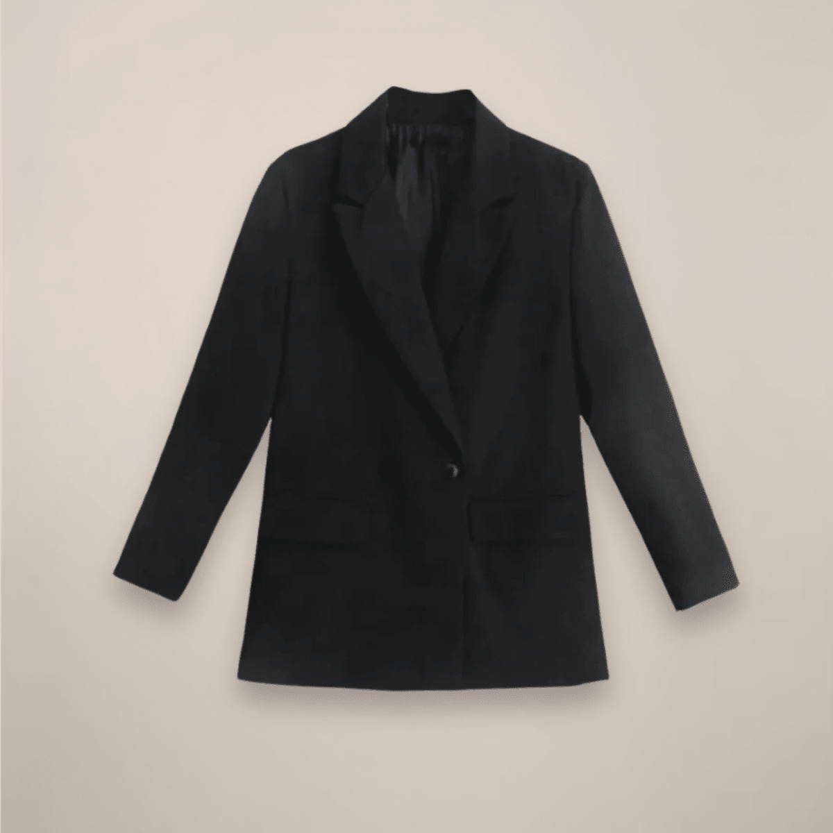 Marynarka damska dopasowana z dwurzędowym zapięciem na guziki – kieszenie z patką, guziki przy mankietach - Arkadya Outlet - Women Blazer