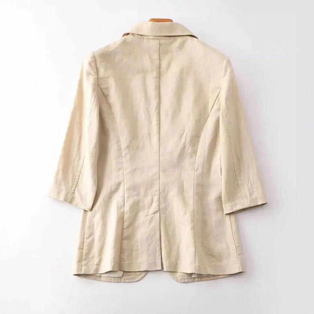 Marynarka damska luźny krój – rękaw 3/4, kieszenie - Arkadya Outlet - Women Blazer