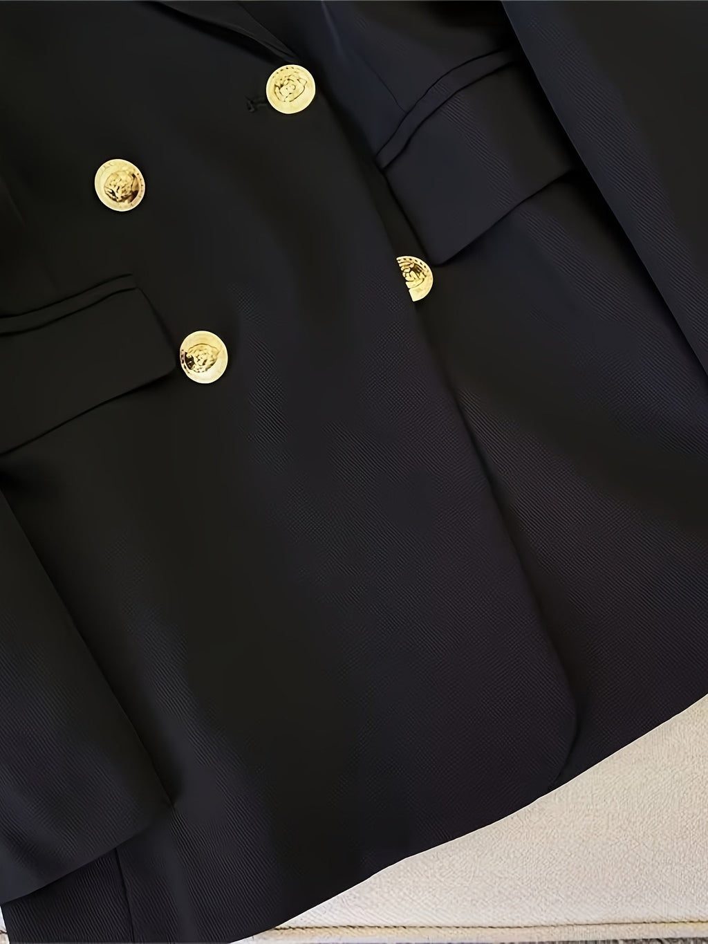 Marynarka damska płaszczowa z dwurzędowym zapięciem – sezon jesienno - zimowy - Arkadya Outlet - Women Blazer