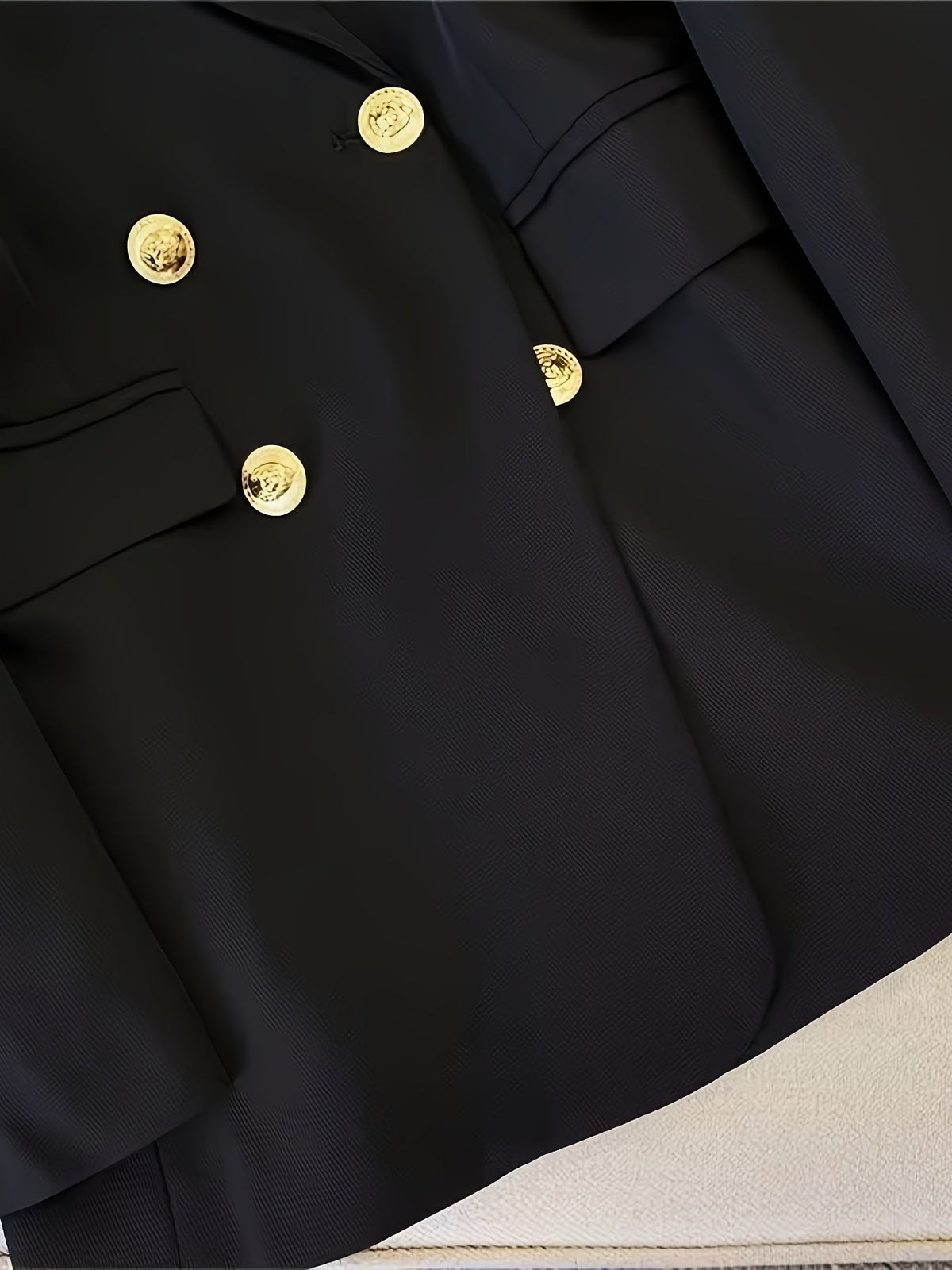 Marynarka damska płaszczowa z dwurzędowym zapięciem – sezon jesienno - zimowy - Arkadya Outlet - Women Blazer