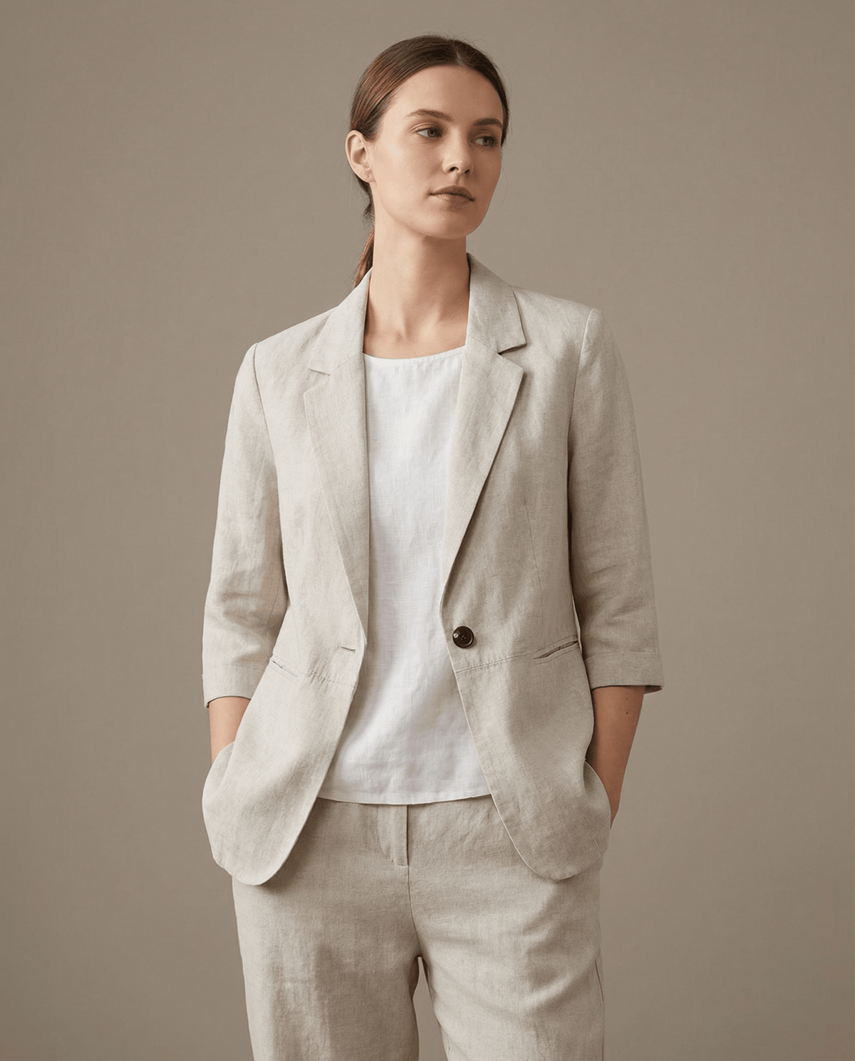 Marynarka damska rękaw 3/4 – dopasowany krój - Arkadya Outlet - Women Blazer