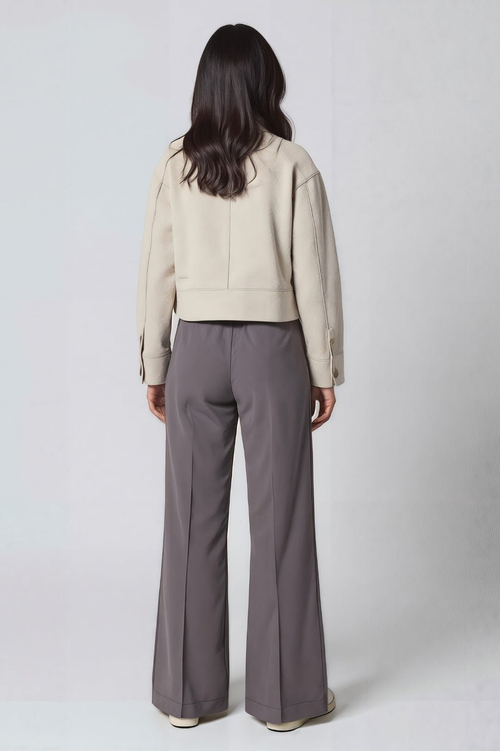 Płaszcz damski krótki z zapięciem na guziki - Arkadya Outlet - Women Jacket