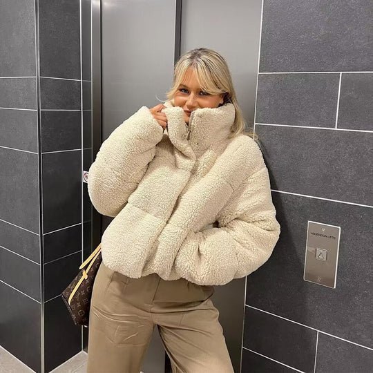 Płaszcz Damski Oversize | Luźny krój z długimi rękawami na zimę - Arkadya Outlet - Coats
