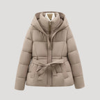 Płaszcz Damski | Pikowany krój z paskiem i kapturem - Arkadya Outlet - Coats