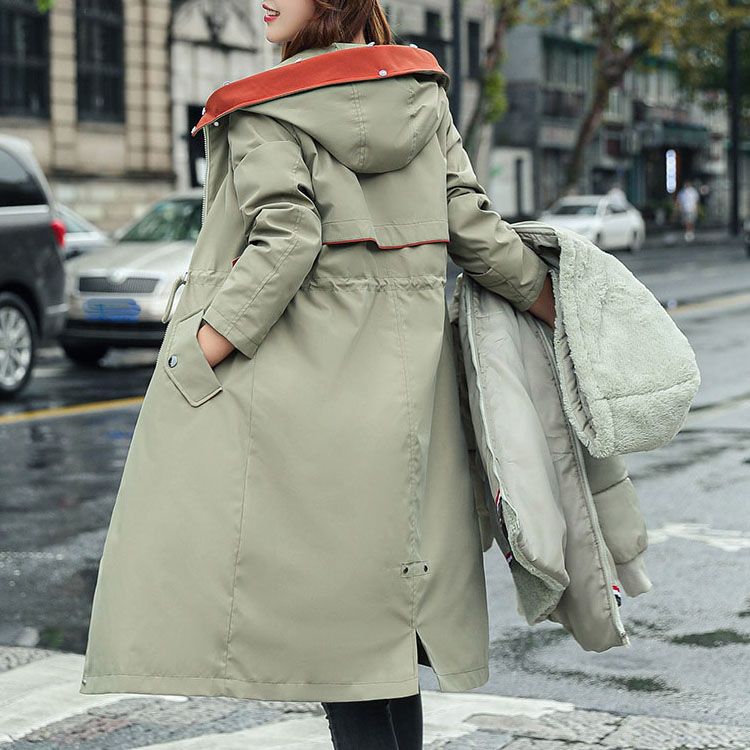 Płaszcz Damski | Pikowany z odpinana lamówką i paskiem w talii - Arkadya Outlet - Coats