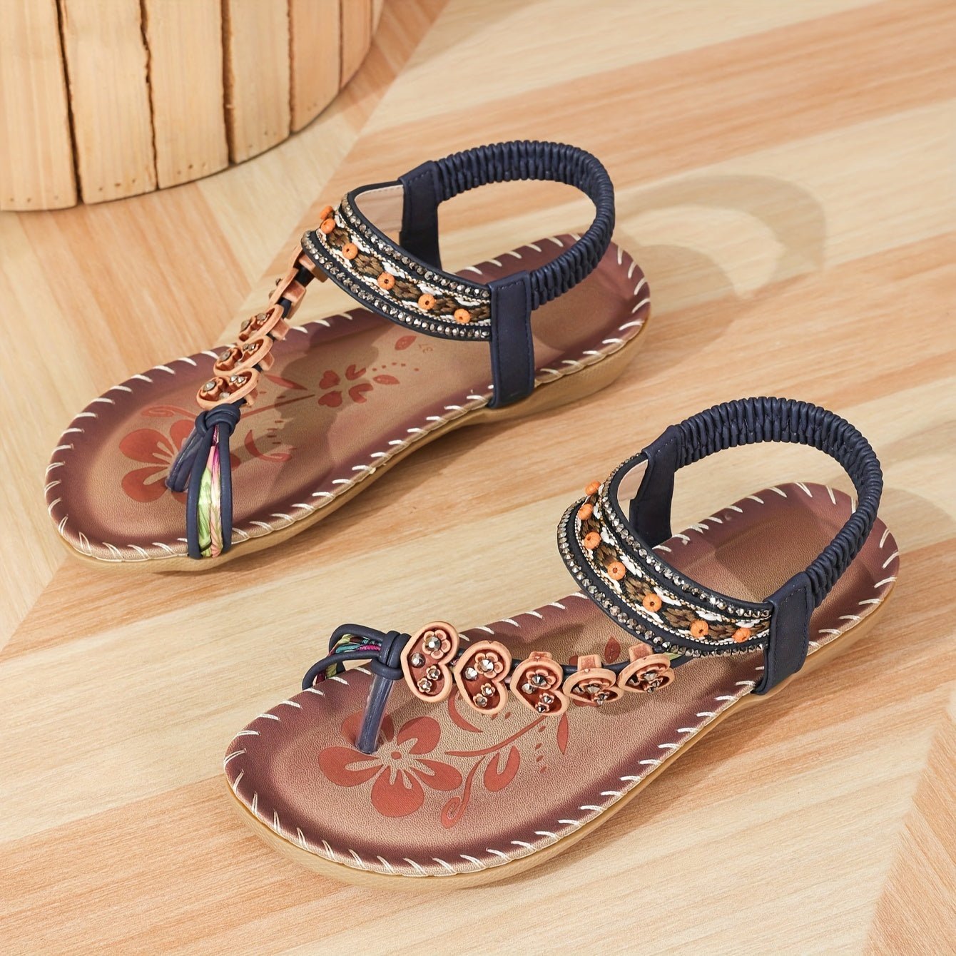 Sandały damskie wsuwane – odkryte palce, płaska podeszwa - Arkadya Outlet - Women Sandals