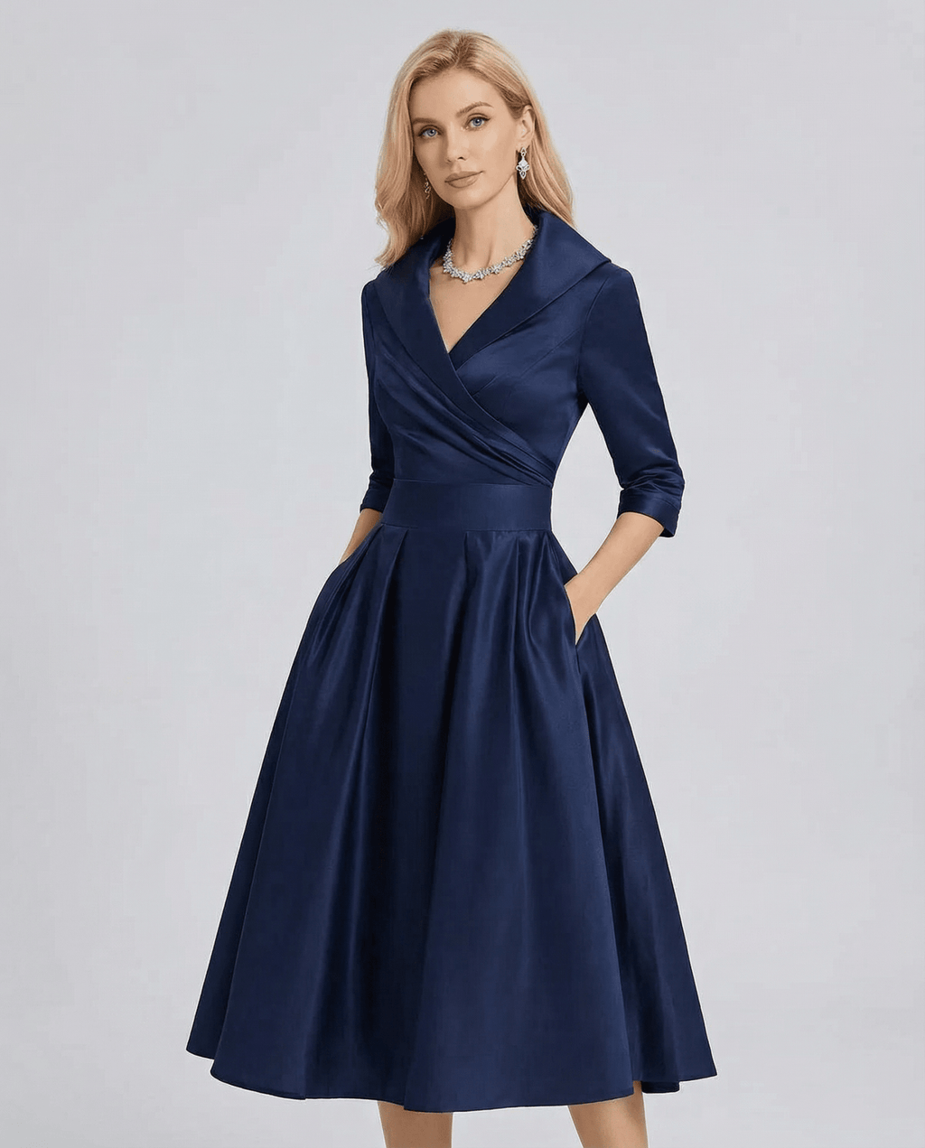 Sukienka A - line z kołnierzem i plisowaną talią - Arkadya Outlet - Women Midi Dress