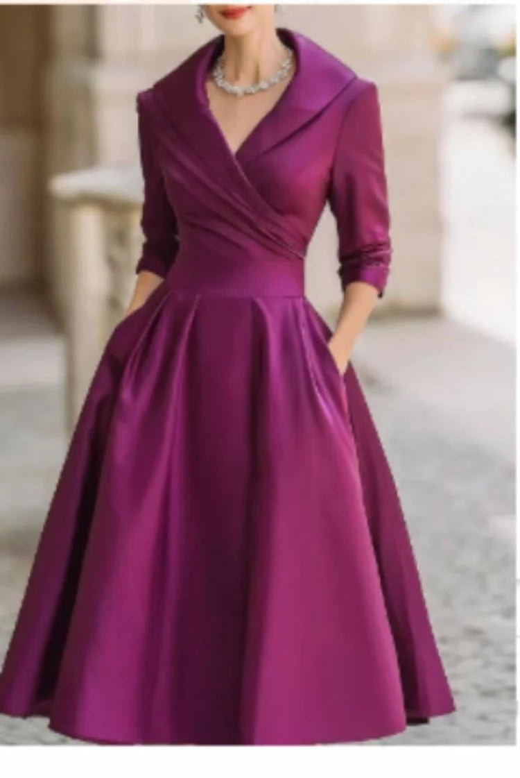 Sukienka A - line z kołnierzem i plisowaną talią - Arkadya Outlet - Women Midi Dress