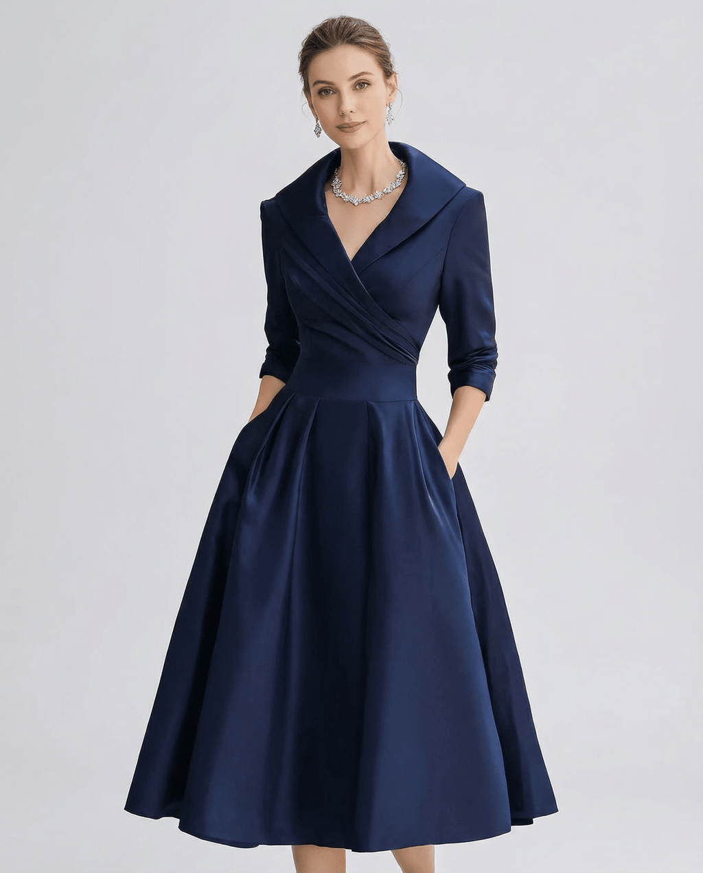 Sukienka A - line z kołnierzem i plisowaną talią - Arkadya Outlet - Women Midi Dress