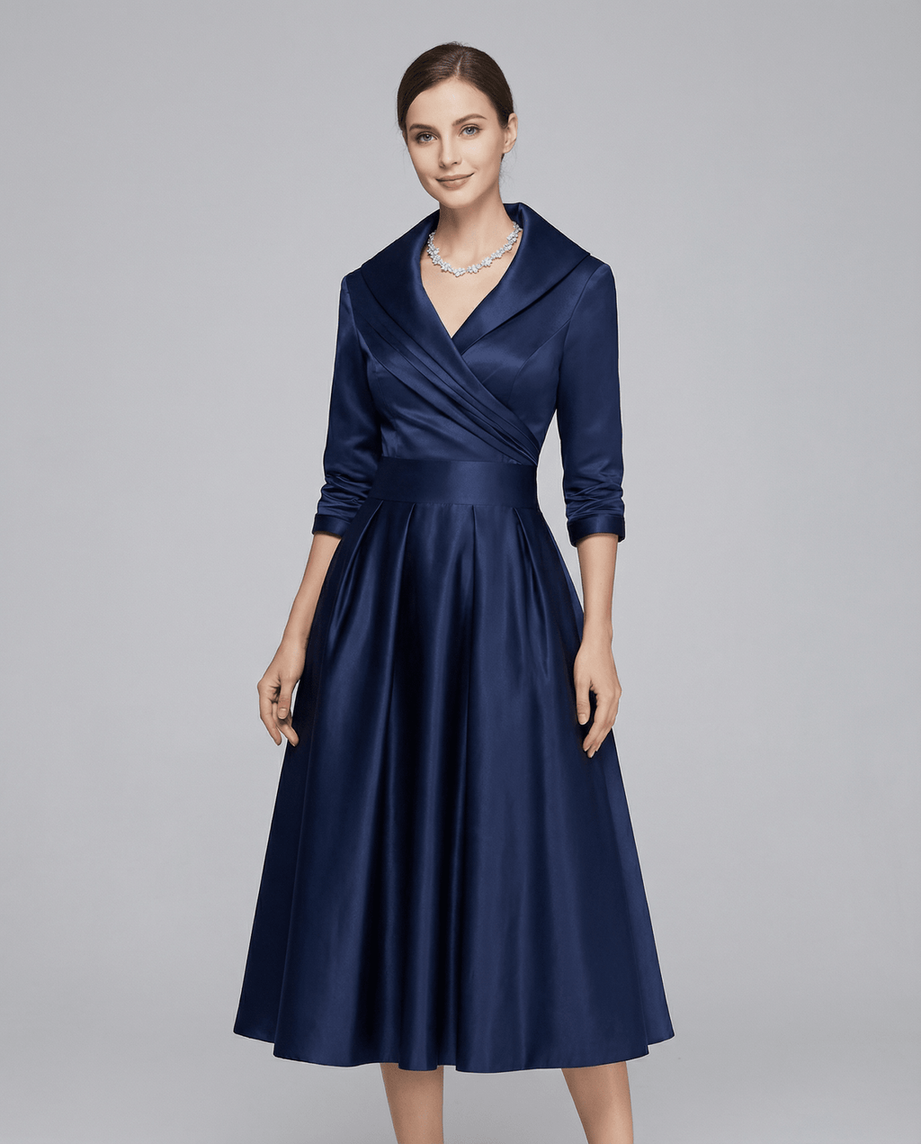 Sukienka A - line z kołnierzem i plisowaną talią - Arkadya Outlet - Women Midi Dress