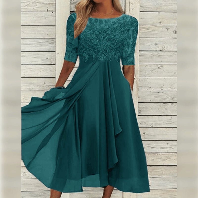 Sukienka Damska | Dopasowany krój z dekoltem z przodu - Arkadya Outlet - Dresses