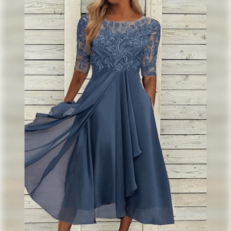 Sukienka Damska | Dopasowany krój z dekoltem z przodu - Arkadya Outlet - Dresses