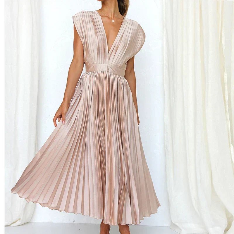 Sukienka Damska Maxi | Dekolt V z Plisowanym Dołem - Arkadya Outlet - Dresses