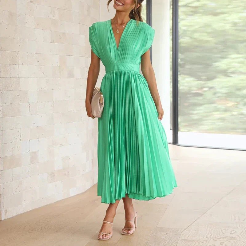 Sukienka Damska Maxi | Dekolt V z Plisowanym Dołem - Arkadya Outlet - Dresses