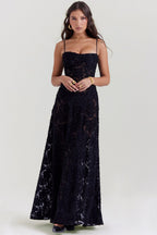 Sukienka Damska Maxi | Pełna długość z dekoracyjnymi detalami - Arkadya Outlet - Dresses
