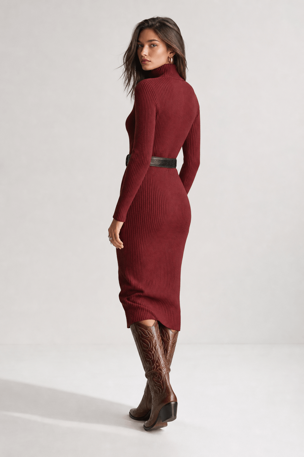 Sukienka Damska | Midi Bodycon z Półzamkiem i Paskiem - Arkadya Outlet - Dresses