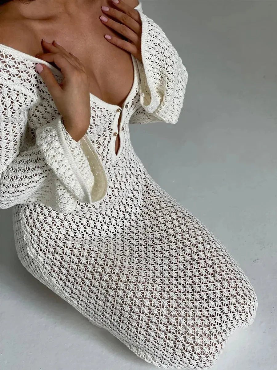 Sukienka długa z dekoltem keyhole i długim rękawem - Arkadya Outlet - Women Maxi Dress