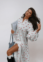 Sukienka koszulowa maxi oversize z haftem - Arkadya Outlet - Women Maxi Dress