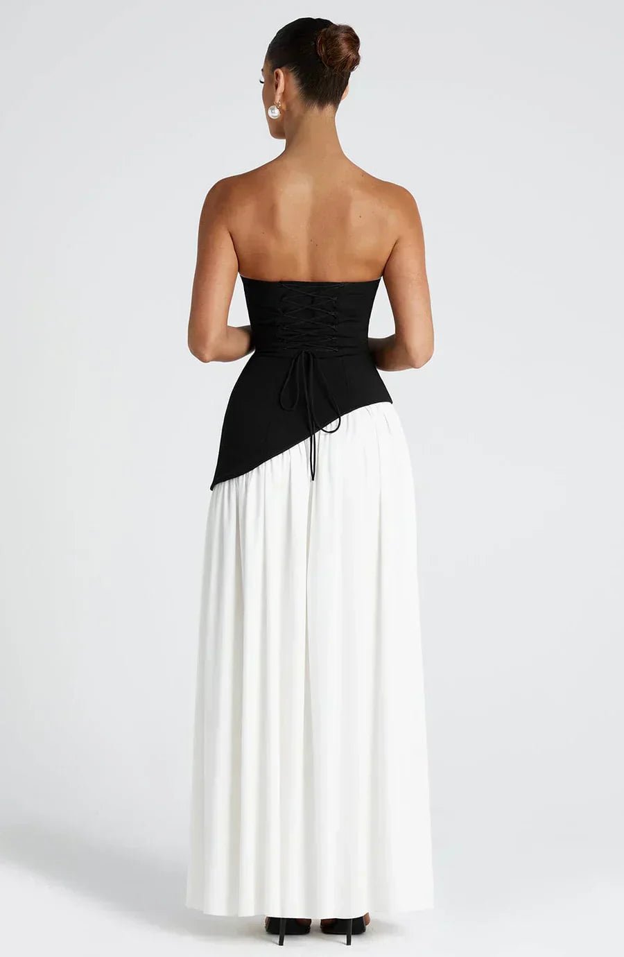 Sukienka maxi damska bez ramiączek – rozcięcie - Arkadya Outlet - Women Maxi Dress