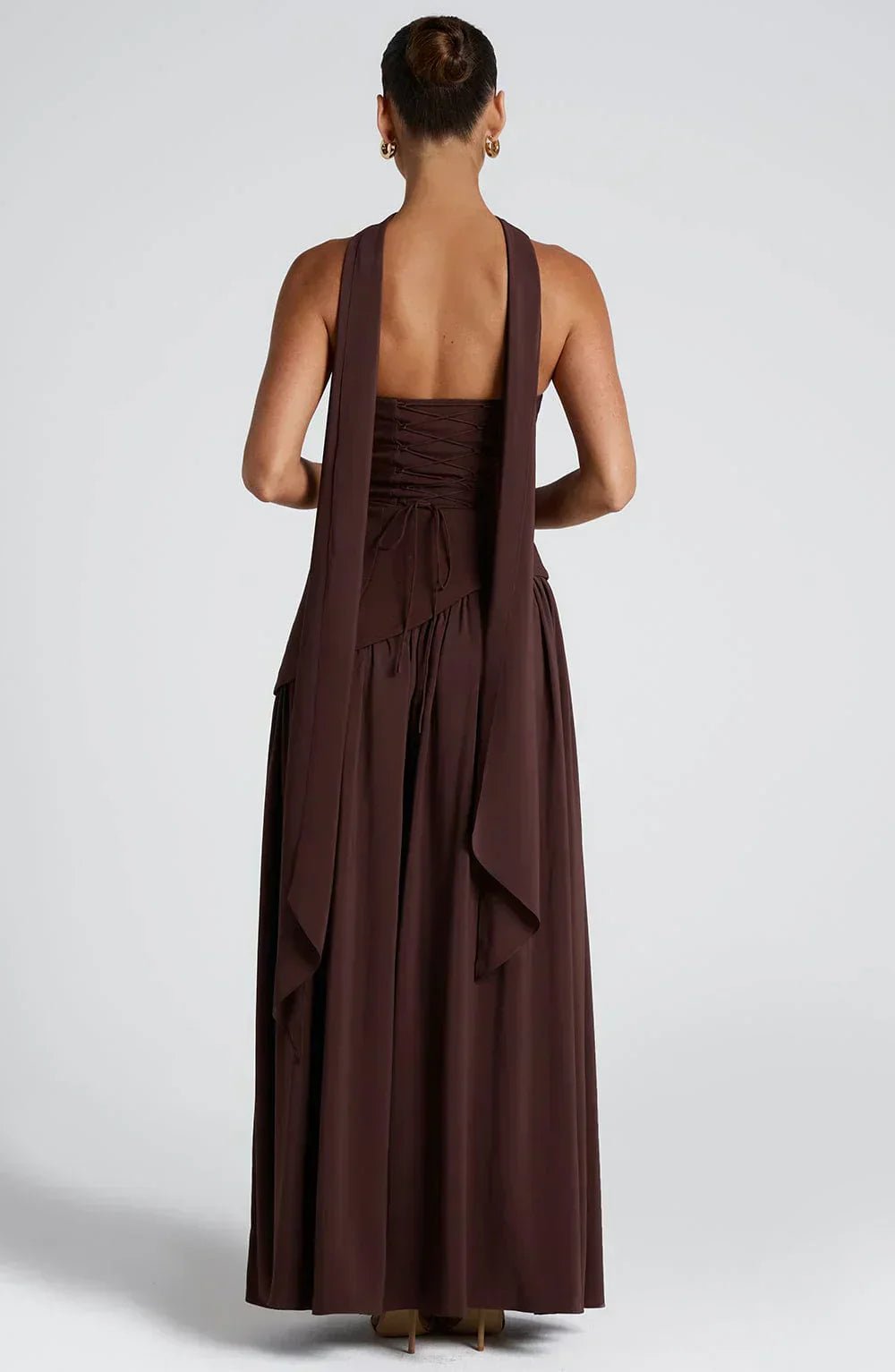 Sukienka maxi damska bez ramiączek – rozcięcie - Arkadya Outlet - Women Maxi Dress