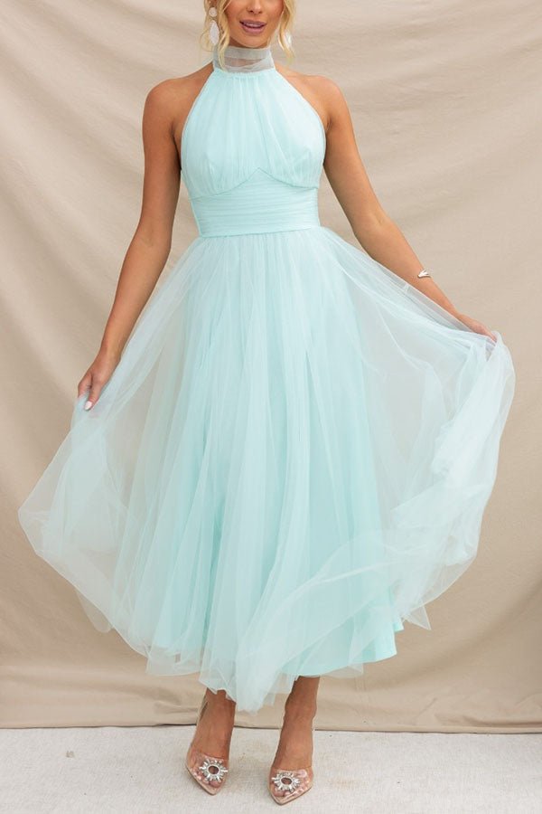 Sukienka maxi damska bez rękawów – dekolt halter - Arkadya Outlet - Women Maxi Dress