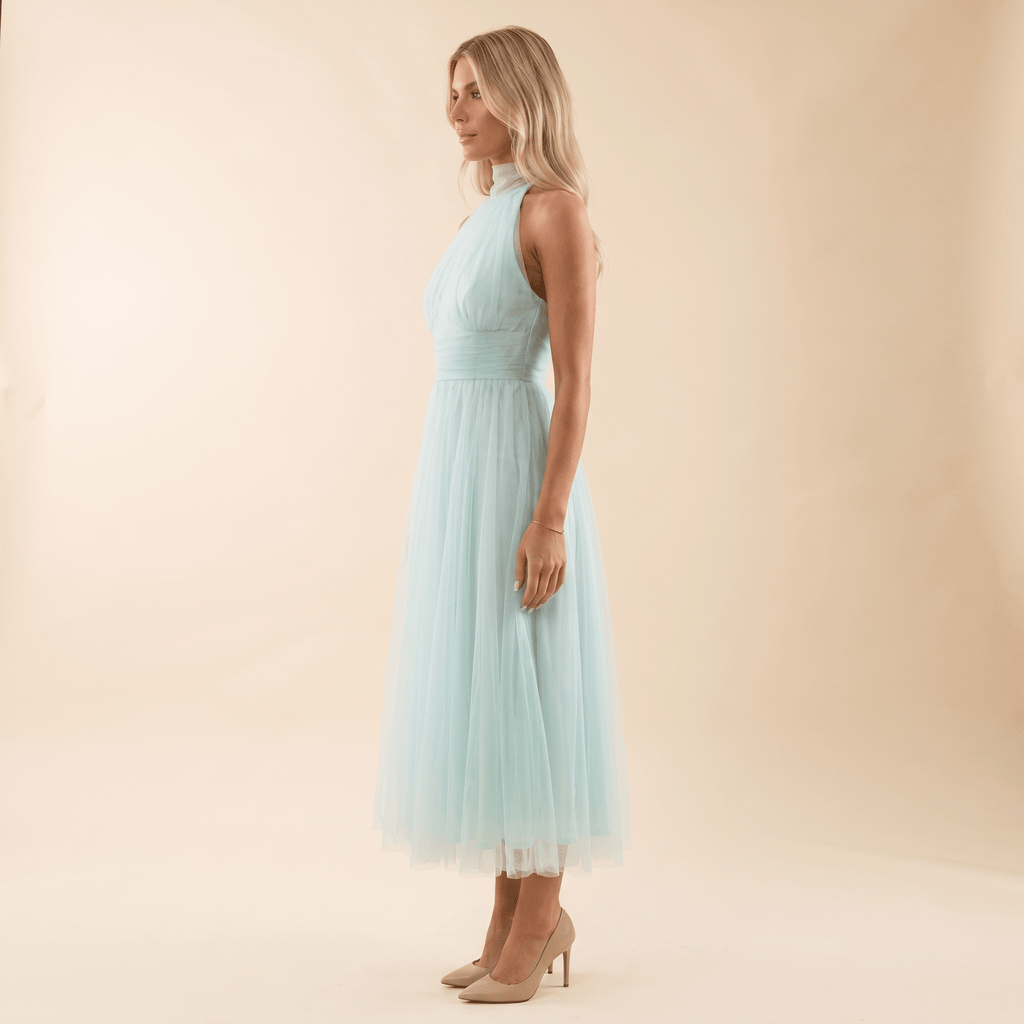 Sukienka maxi damska bez rękawów – dekolt halter - Arkadya Outlet - Women Maxi Dress