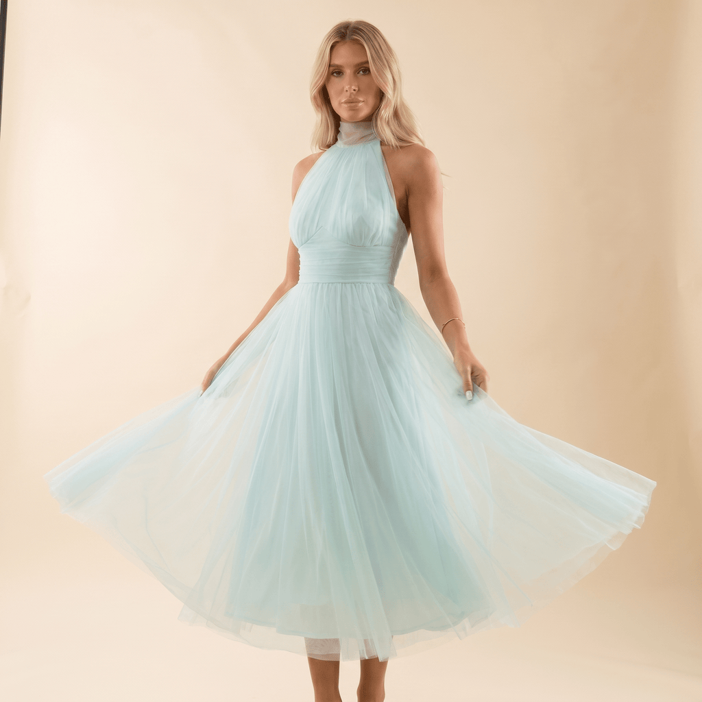 Sukienka maxi damska bez rękawów – dekolt halter - Arkadya Outlet - Women Maxi Dress