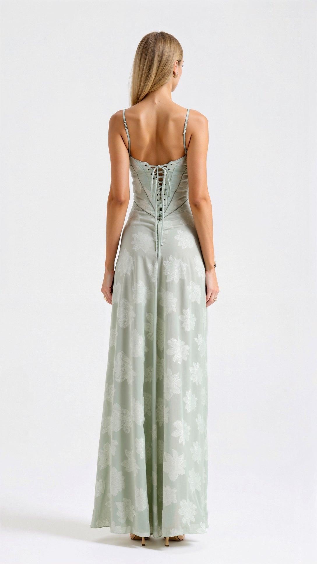 Sukienka maxi damska – cienkie ramiączka, gorsetowa góra - Arkadya Outlet - Women Maxi Dress
