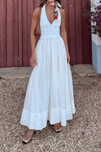 Sukienka maxi dopasowana z dekoltem V - Arkadya Outlet - Women Maxi Dress