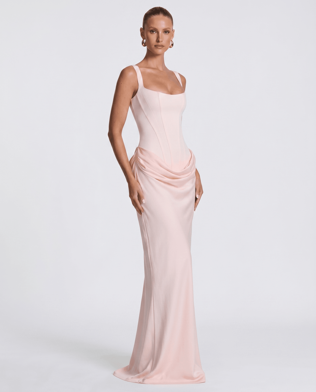 Sukienka maxi gorsetowa z drapowaniem - Arkadya Outlet - Women Maxi Dress