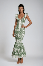 Sukienka maxi haftowana z głębokim dekoltem - Arkadya Outlet - Women Maxi Dress