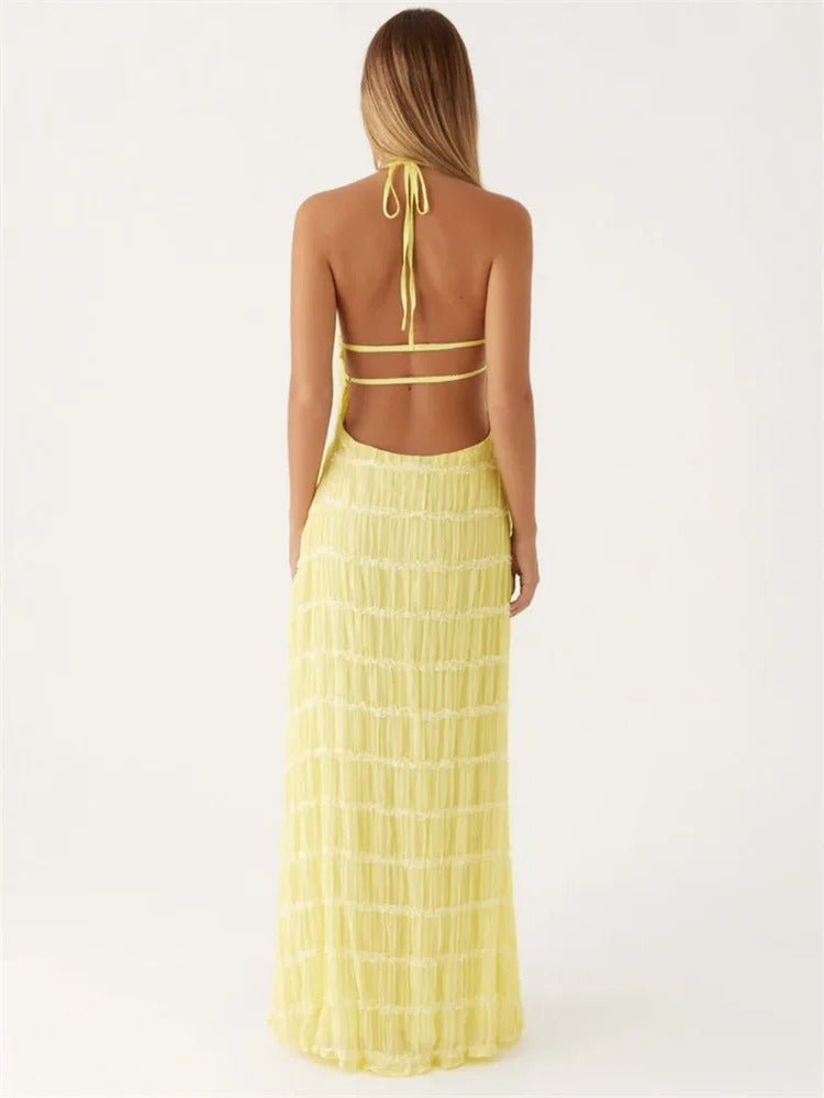 Sukienka maxi halter z warstwowymi plisami i koronką - Arkadya Outlet - Women Maxi Dress