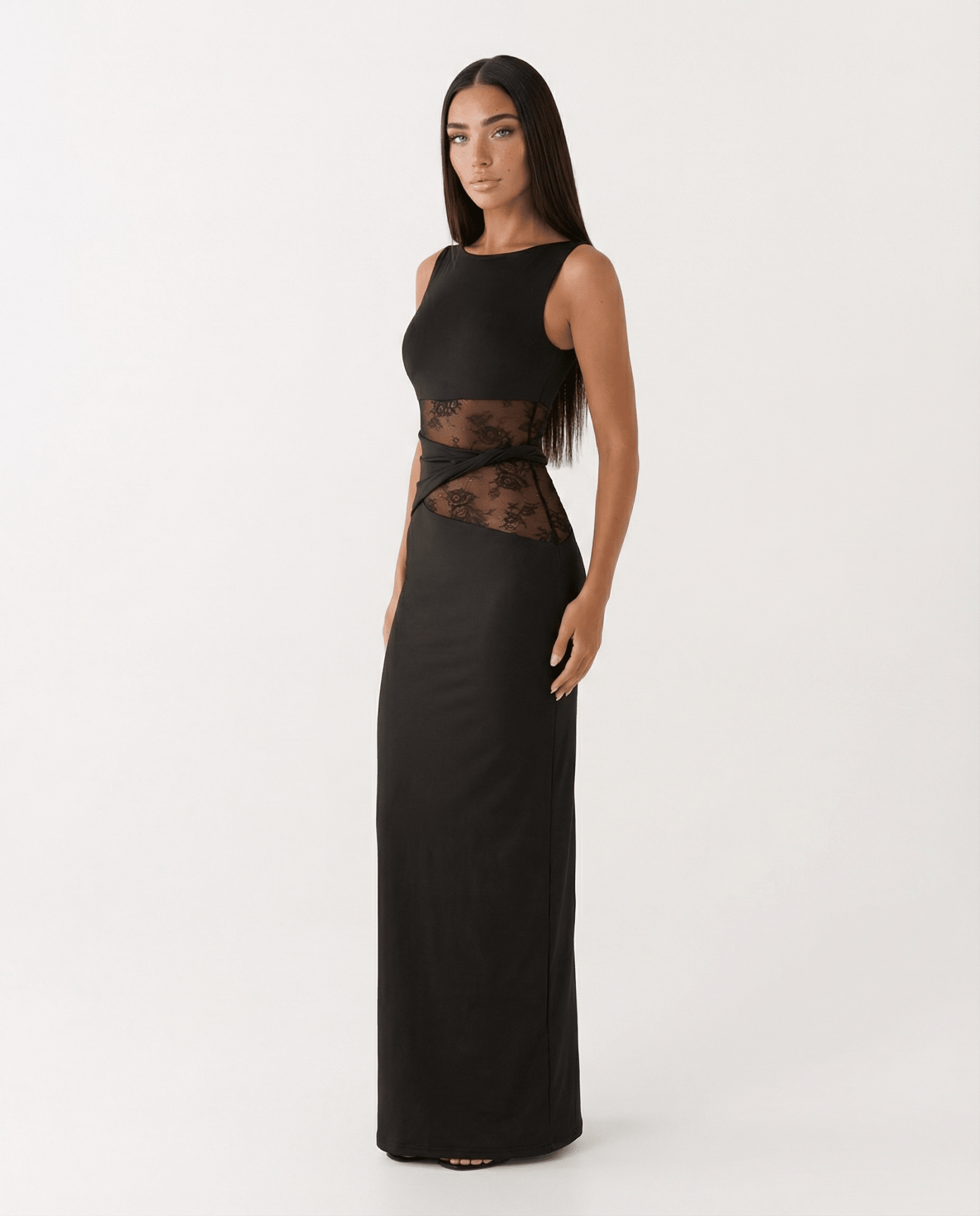 Sukienka maxi koronkowa dopasowana - Arkadya Outlet - Women Maxi Dress