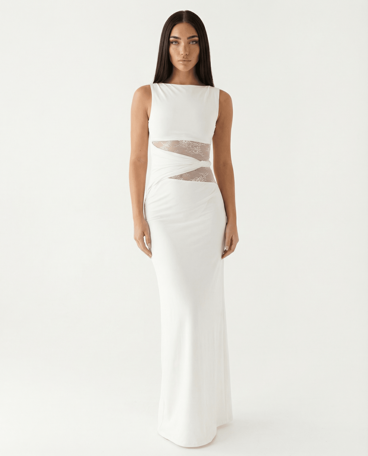 Sukienka maxi koronkowa dopasowana - Arkadya Outlet - Women Maxi Dress