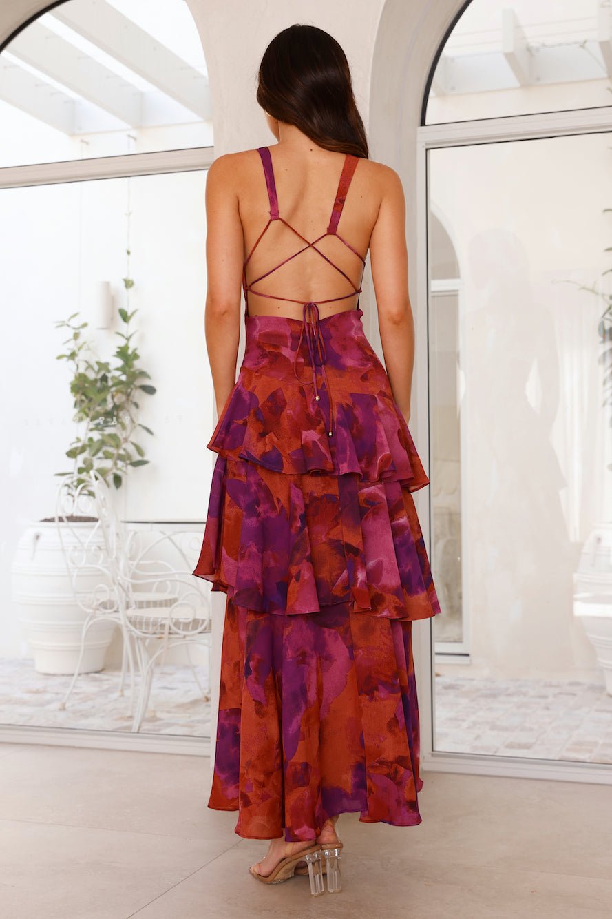 Sukienka maxi w kwiaty z warstwową spódnicą - Arkadya Outlet - Women Maxi Dress