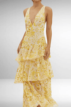 Sukienka maxi w kwiaty z warstwową spódnicą - Arkadya Outlet - Women Maxi Dress