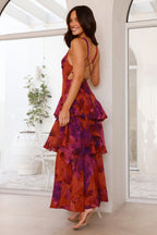 Sukienka maxi w kwiaty z warstwową spódnicą - Arkadya Outlet - Women Maxi Dress