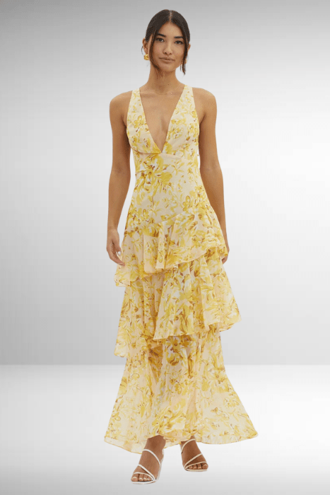 Sukienka maxi w kwiaty z warstwową spódnicą - Arkadya Outlet - Women Maxi Dress