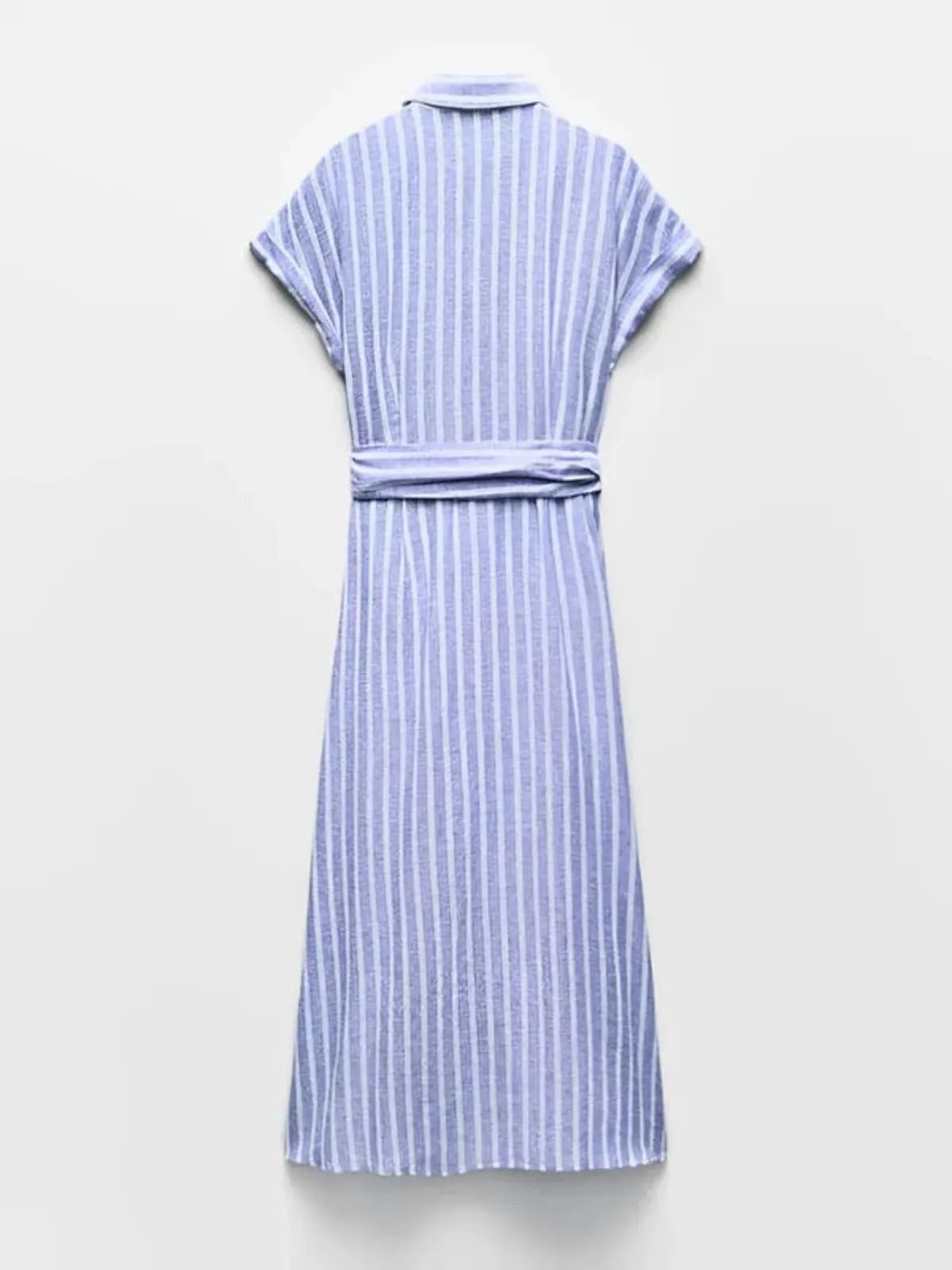 Sukienka maxi w paski z krótkim rękawem – guziki i wiązanie - Arkadya Outlet - Women Maxi Dress