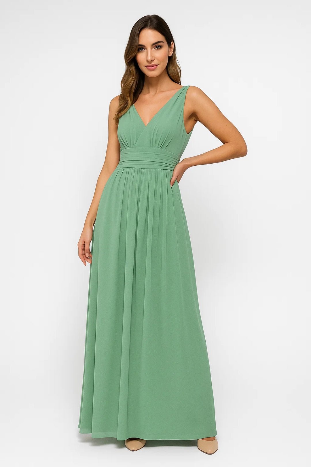 Sukienka maxi z dekoltem V i podkreśloną talią - Arkadya Outlet - Women Maxi Dress