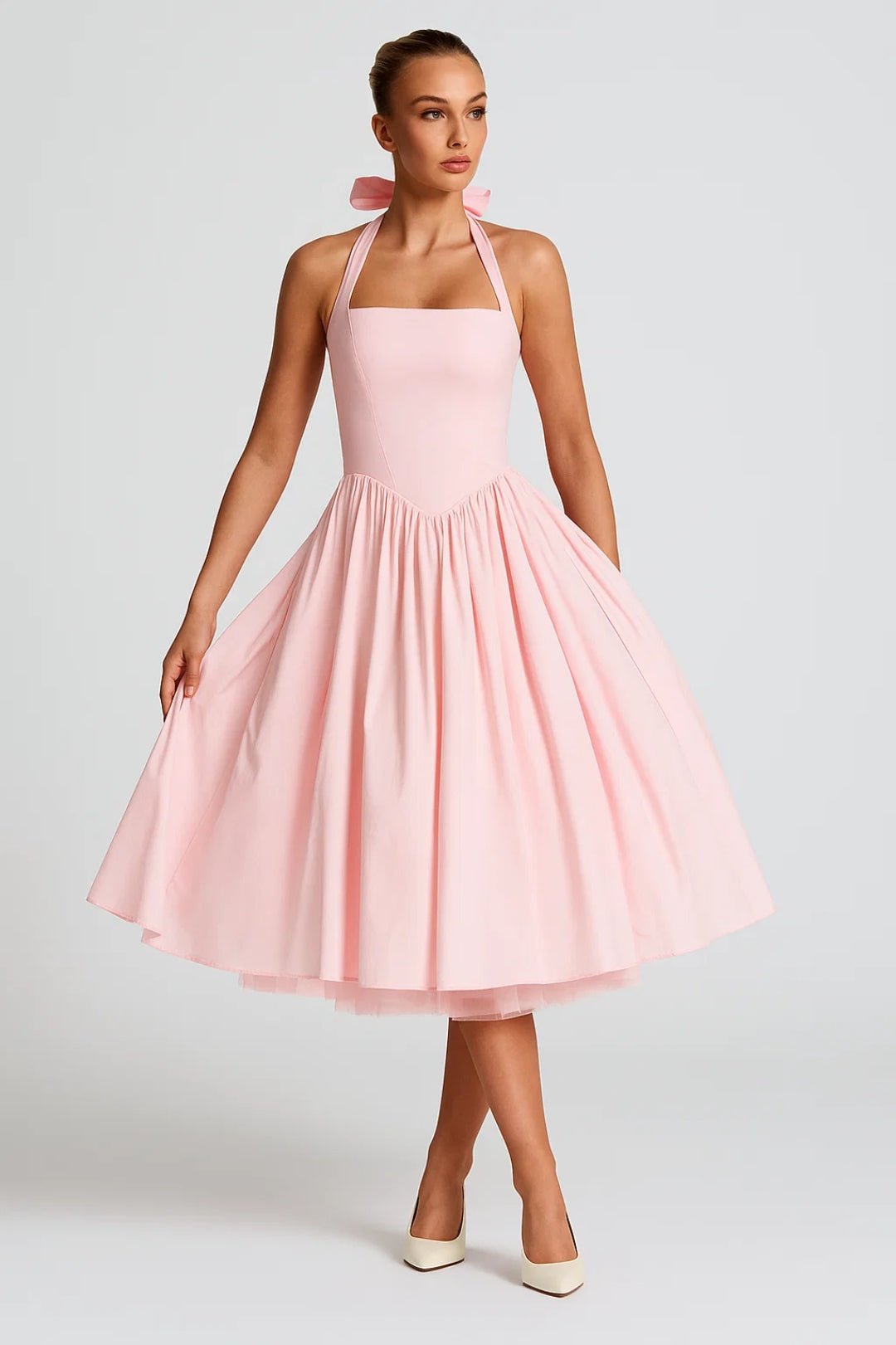Sukienka midi damska – dekolt halter, rozkloszowany dół - Arkadya Outlet - Women Midi Dress